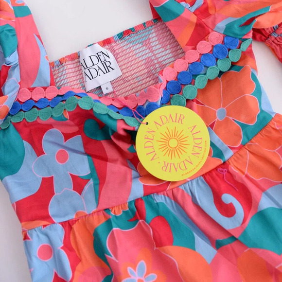 Alden Adair Mia Trippy Boho Red Floral Short Sleeve Midi Dress S NWT - Picture 14 of 14